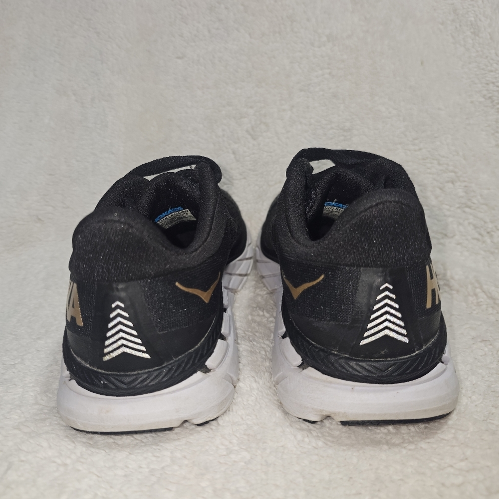 Hoka One One Women Size 8 Black Running Shoes 1110509. - Picture 3 of 10